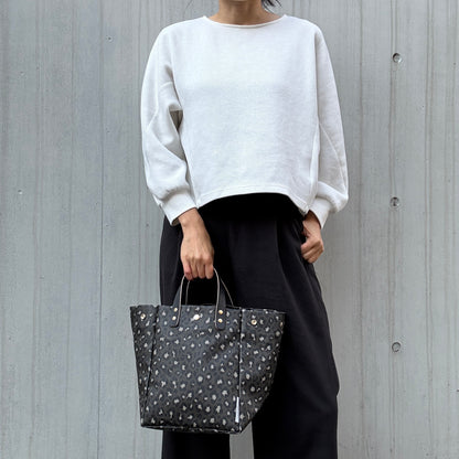 ＜数量限定＞「軽くて拭ける」Coated PVC Leopard（SQ)