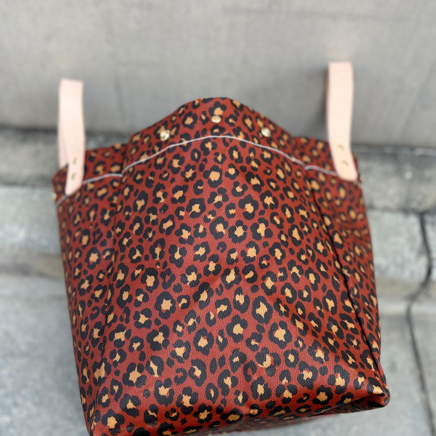 ＜数量限定＞「軽くて拭ける」Coated PVC Leopard（SQL)