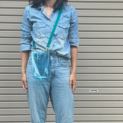 Colored PVC/Tumbler Pochette Light Blue