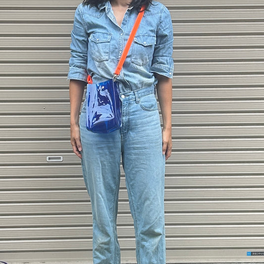 Colored PVC/Tumbler Pochette Blue