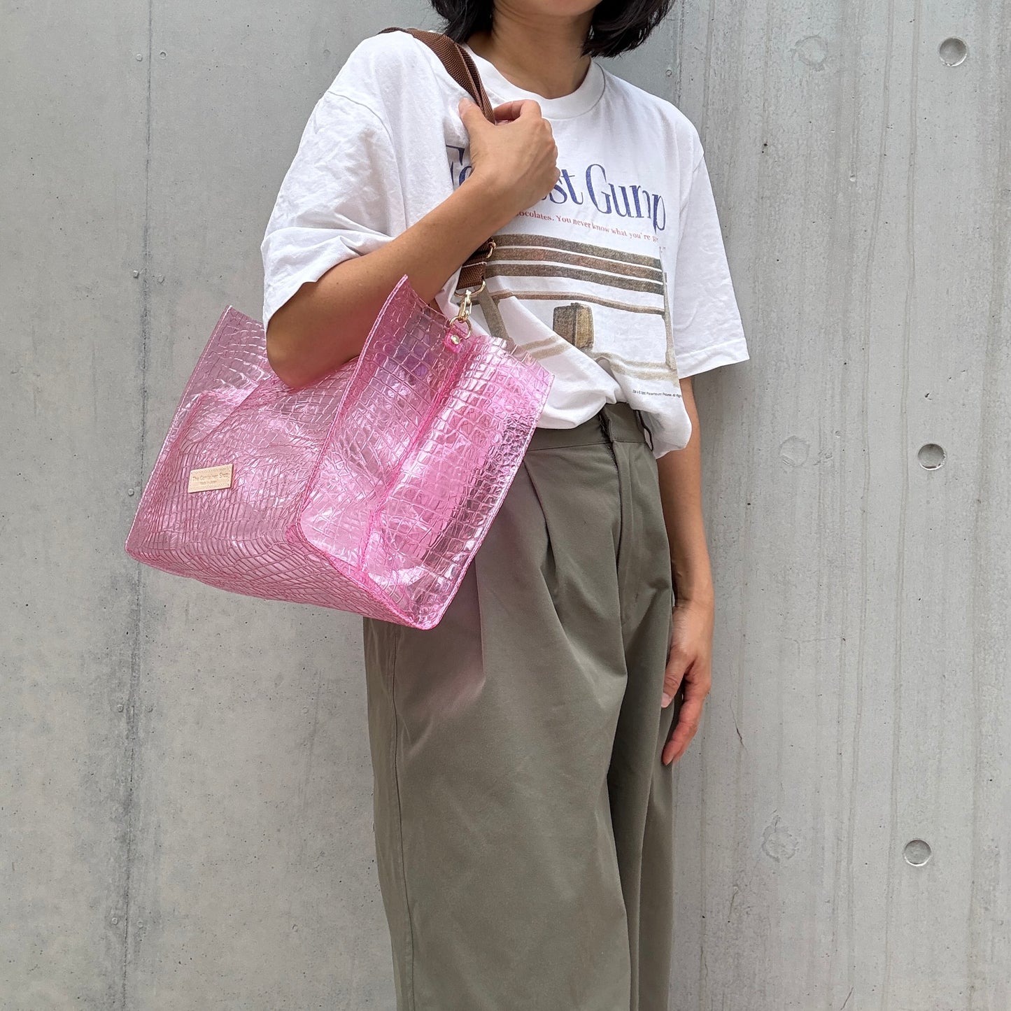 新色数量限定＜8月下旬発送＞Colored PVC(LeatherHandle)Tote L/ 🐊Crocodile Light Pink