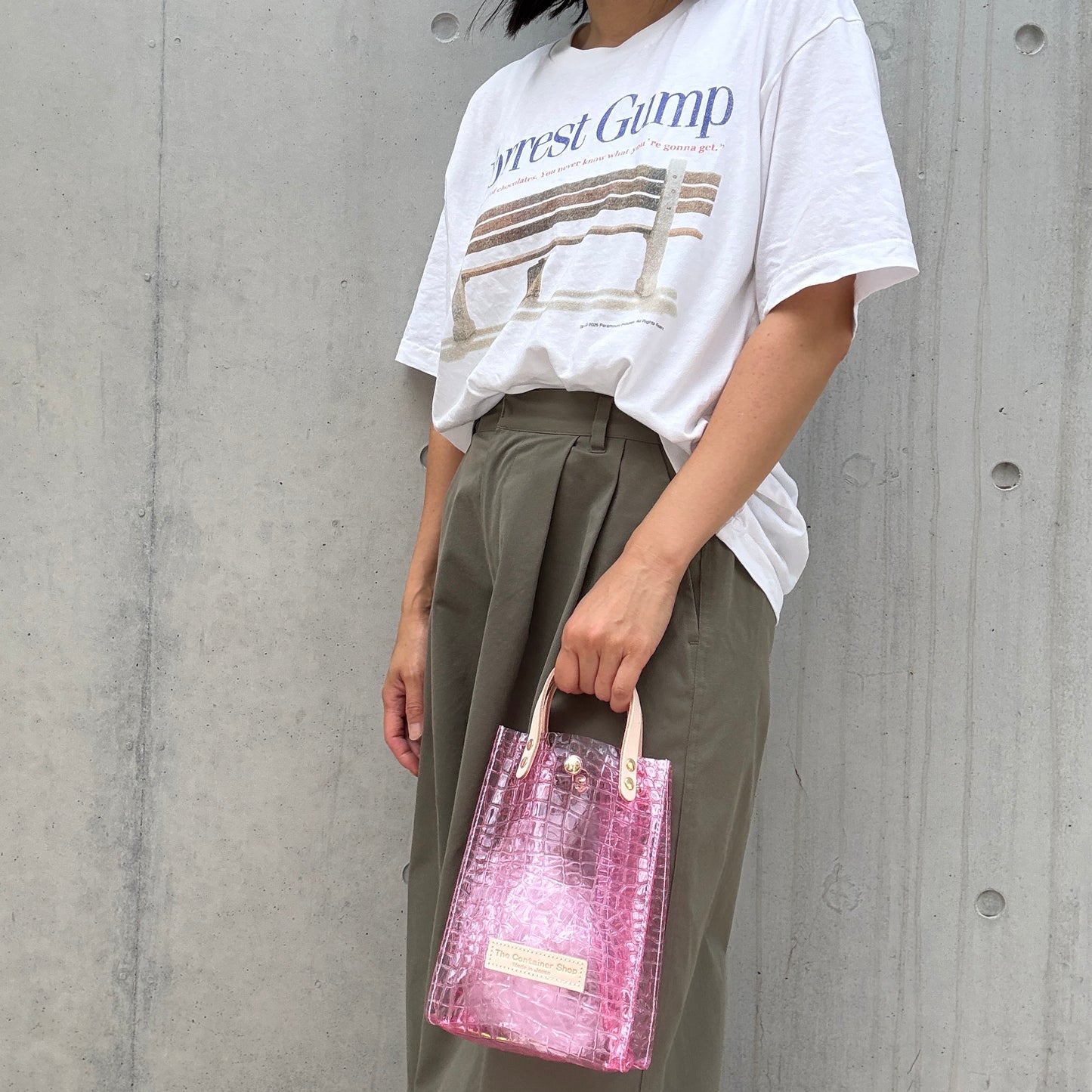 新色数量限定＜8月下旬発送＞Colored PVC(LeatherHandle)Pochette/🐊Crocodile Light Pink