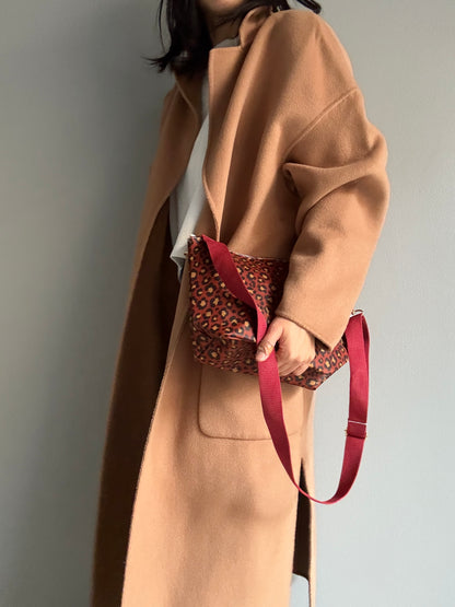 残りわずか＜数量限定＞「軽くて拭ける」Coated PVC Leopard（POCHETTE M)