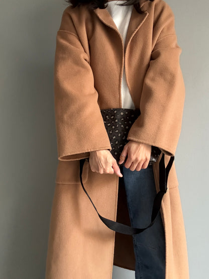 残りわずか＜数量限定＞「軽くて拭ける」Coated PVC Leopard（POCHETTE M)