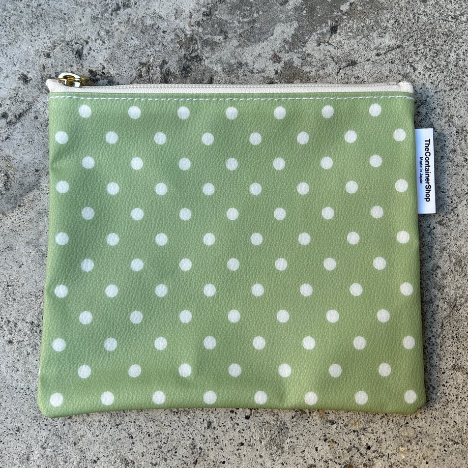 残１）999円💚💛❤️PVC加工プリントポーチ ドット（マチなしポーチM）