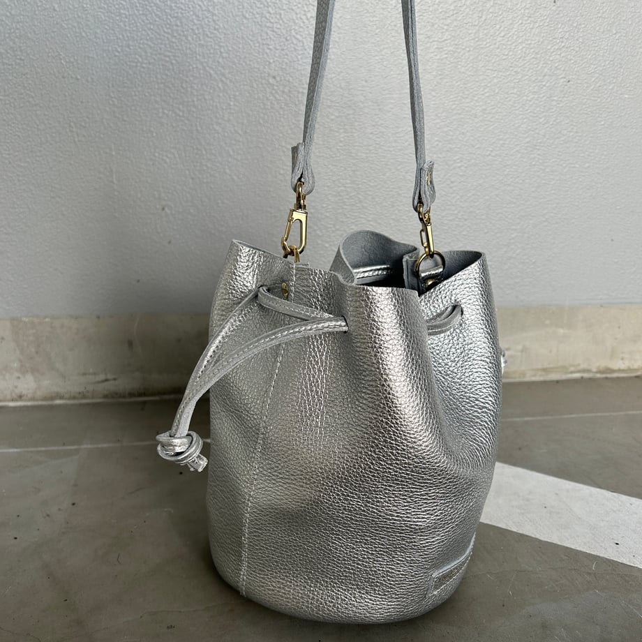 Cow Leather（Kinchaku） Argento Argento