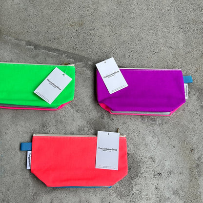 Tricolor pouch