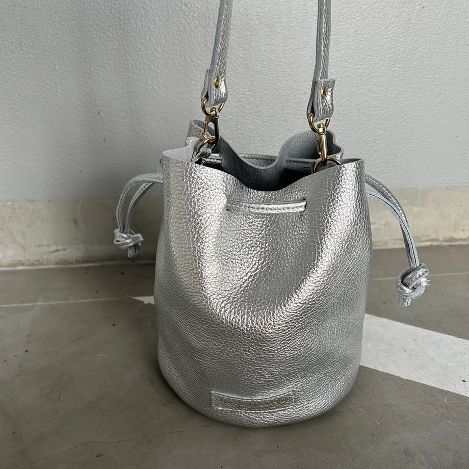 Cow Leather（Kinchaku） Argento Argento