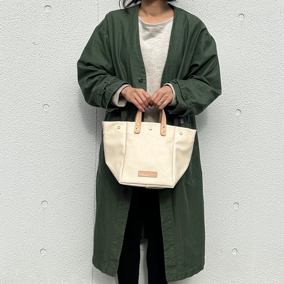 残1点「軽くて拭ける」PVC加工（SQ）  IVORY